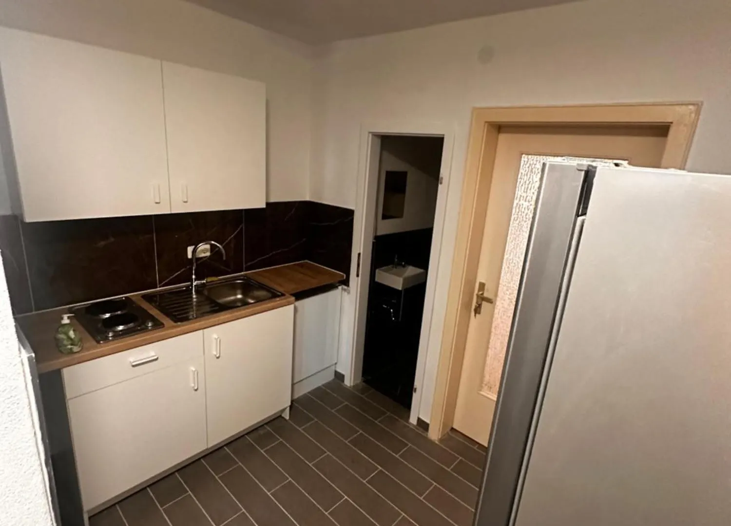 4-Zimmer Wohnung Mit 7 Betten Ideal Fuer Familien Oder Gruppen Augsburg Apartman